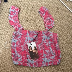 Kendall and Kylie crop top x-small